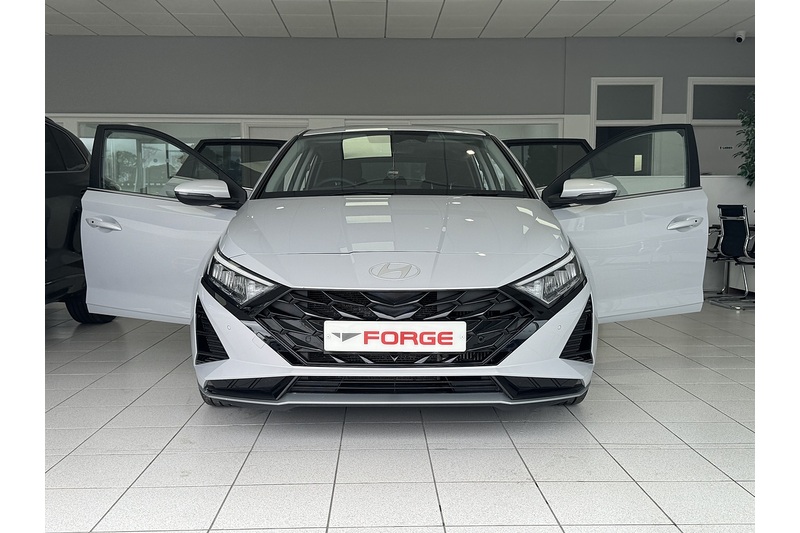 Hyundai 1.0 T-GDi Ultimate Hatchback 5dr Petrol DCT Euro 6 (s/s) (100 ps)