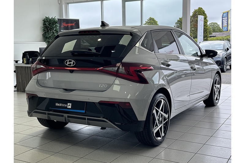 Hyundai 1.0 T-GDi Ultimate Hatchback 5dr Petrol DCT Euro 6 (s/s) (100 ps)