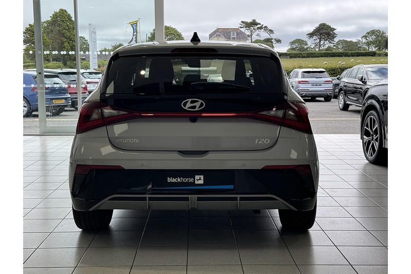 Hyundai 1.0 T-GDi Ultimate Hatchback 5dr Petrol DCT Euro 6 (s/s) (100 ps)