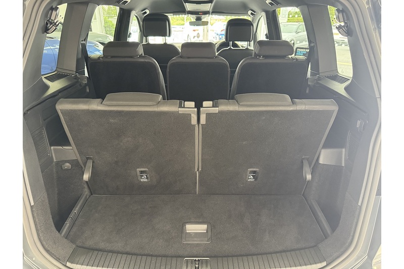 Volkswagen 1.5 TSI EVO R-Line MPV 5dr Petrol DSG Euro 6 (s/s) (150 ps)