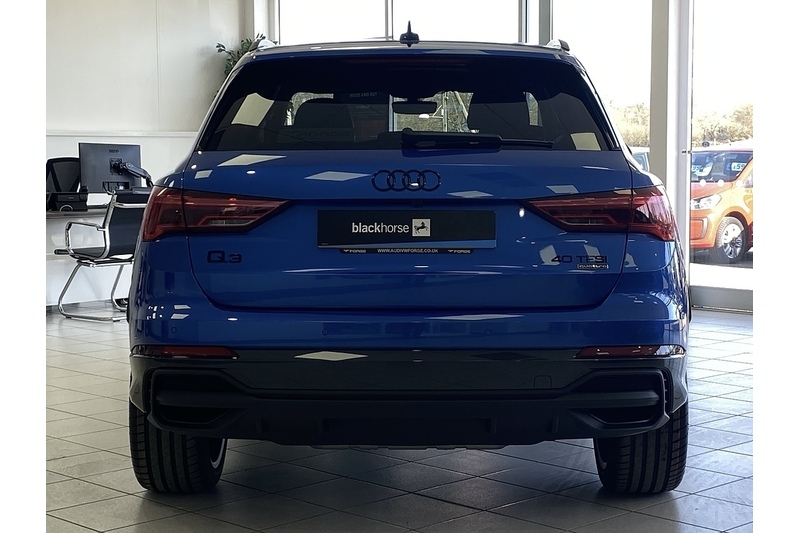Audi Tfsi  Black Edition 40 Tfsi Quattro S Tronic Estate 2.0 Semi Auto Petrol