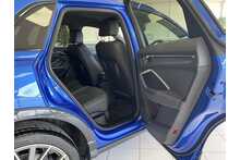 25/25 Audi Q3 Tfsi  Black Edition 40 Tfsi Quattro S Tronic