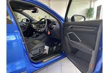 25/25 Audi Q3 Tfsi  Black Edition 40 Tfsi Quattro S Tronic