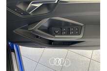 25/25 Audi Q3 Tfsi  Black Edition 40 Tfsi Quattro S Tronic