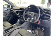 25/25 Audi Q3 Tfsi  Black Edition 40 Tfsi Quattro S Tronic