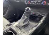 25/25 Audi Q3 Tfsi  Black Edition 40 Tfsi Quattro S Tronic