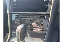 18/18 Volkswagen Golf TSI SE Nav