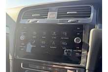 18/18 Volkswagen Golf TSI SE Nav