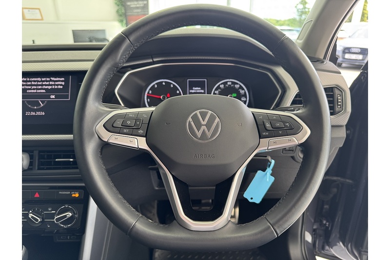 Volkswagen 1.0 TSI Active SUV 5dr Petrol DSG Euro 6 (s/s) (110 ps)