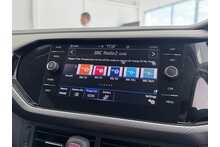 22/71 Volkswagen T-Cross 1.0 TSI Active Petrol DSG 110 ps