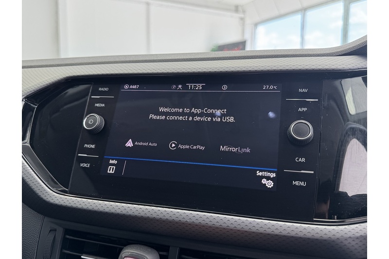Volkswagen 1.0 TSI Active SUV 5dr Petrol DSG Euro 6 (s/s) (110 ps)