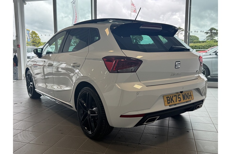 SEAT 1.0 TSI FR Black Edition Hatchback 5dr Petrol DSG Euro 6 (s/s) (115 ps)
