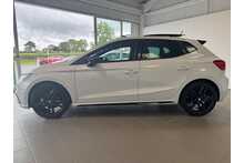 25/75 SEAT Ibiza 1.0 TSI FR Black Edition Petrol DSG 115 ps