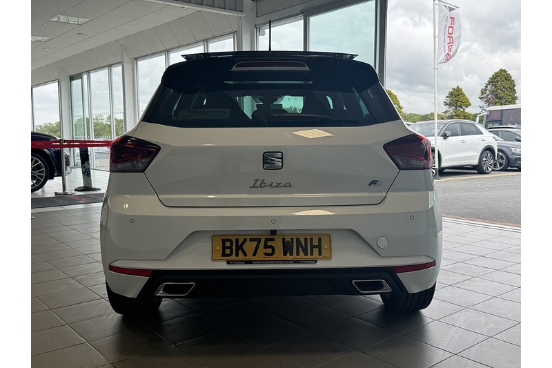 SEAT 1.0 TSI FR Black Edition Hatchback 5dr Petrol DSG Euro 6 (s/s) (115 ps)
