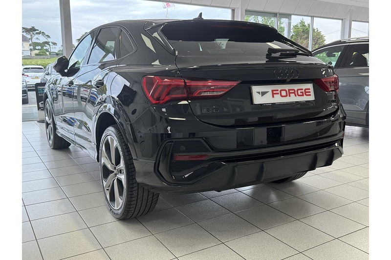 Audi 2.0 TDI 40 Edition 1 Sportback 5dr Diesel S Tronic quattro Euro 6 (s/s) (200 ps)