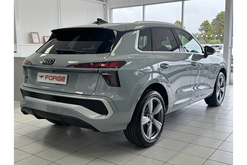 Audi TFSI S Line 1498 5dr SUV S Tronic Petrol