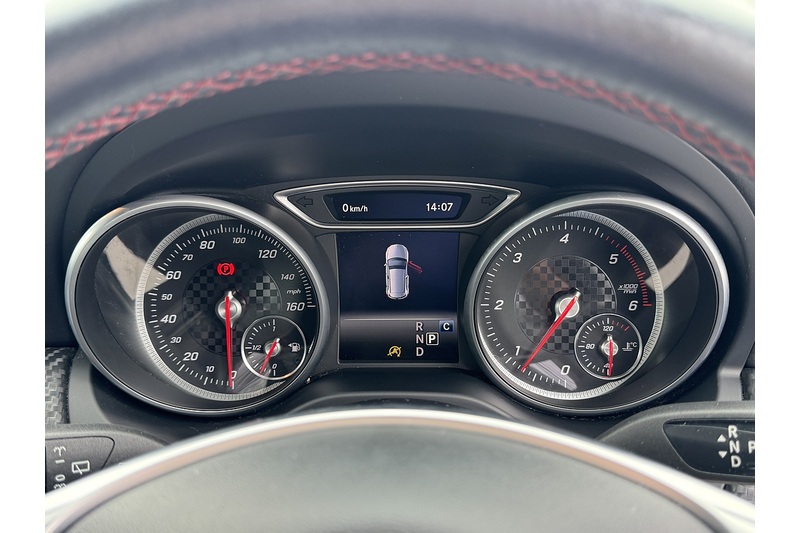 Mercedes-Benz 2.1 A200d AMG Line (Premium) Hatchback 5dr Diesel 7G-DCT Euro 6 (s/s) (136 ps)
