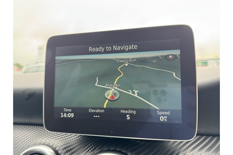 Mercedes-Benz 2.1 A200d AMG Line (Premium) Hatchback 5dr Diesel 7G-DCT Euro 6 (s/s) (136 ps)