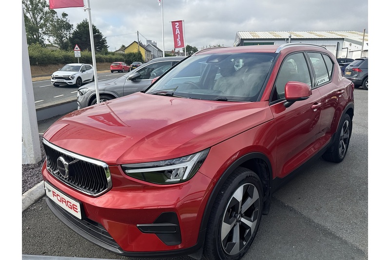 Volvo B3 MHEV Core SUV 2.0 Automatic Petrol Hybrid