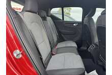 23/23 Volvo XC40 B3 MHEV Core SUV 2.0 Automatic Petrol Hybrid