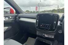 23/23 Volvo XC40 B3 MHEV Core SUV 2.0 Automatic Petrol Hybrid