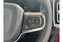 23/23 Volvo XC40 B3 MHEV Core SUV 2.0 Automatic Petrol Hybrid