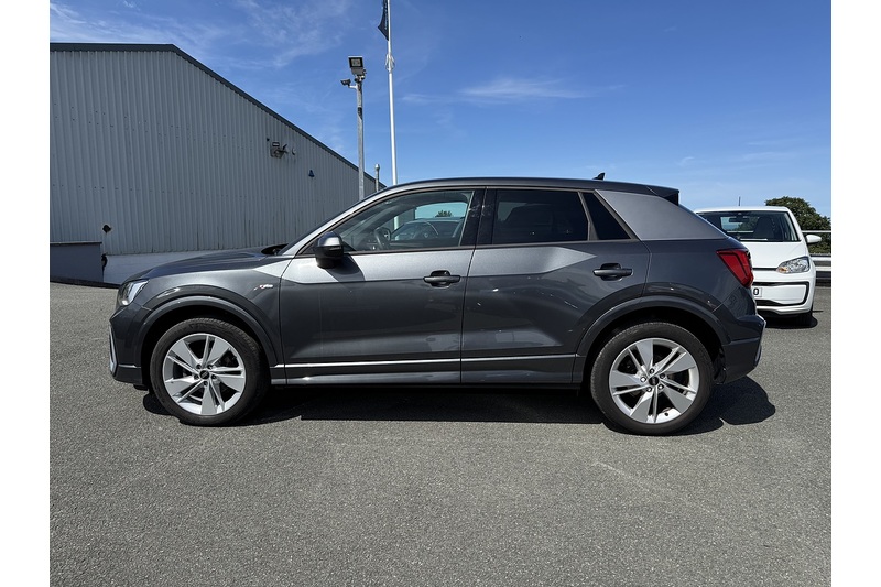 Audi 1.5 TFSI CoD 35 S line SUV 5dr Petrol S Tronic Euro 6 (s/s) (150 ps)