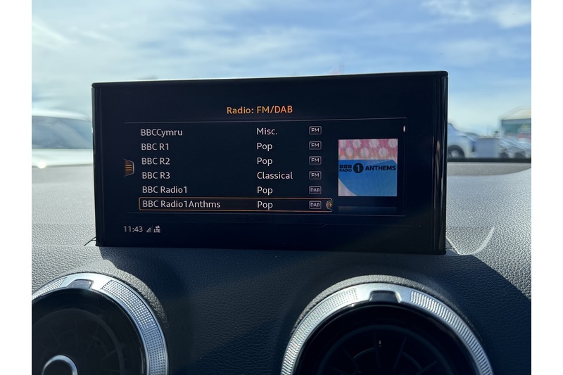 Audi 1.5 TFSI CoD 35 S line SUV 5dr Petrol S Tronic Euro 6 (s/s) (150 ps)