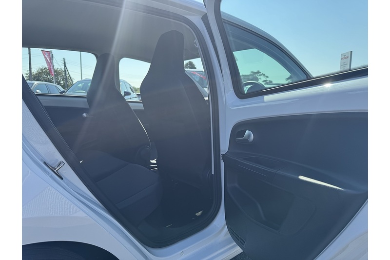 Volkswagen 1.0 up! Hatchback 5dr Petrol Manual Euro 6 (s/s) (65 ps)