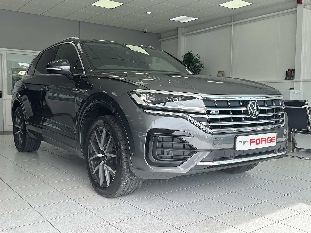 2021 Volkswagen Touareg