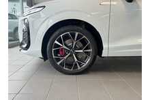 26/26 Audi Q3 Sportback Edition 1 Tfsi Quattro  204 PS S Tronic