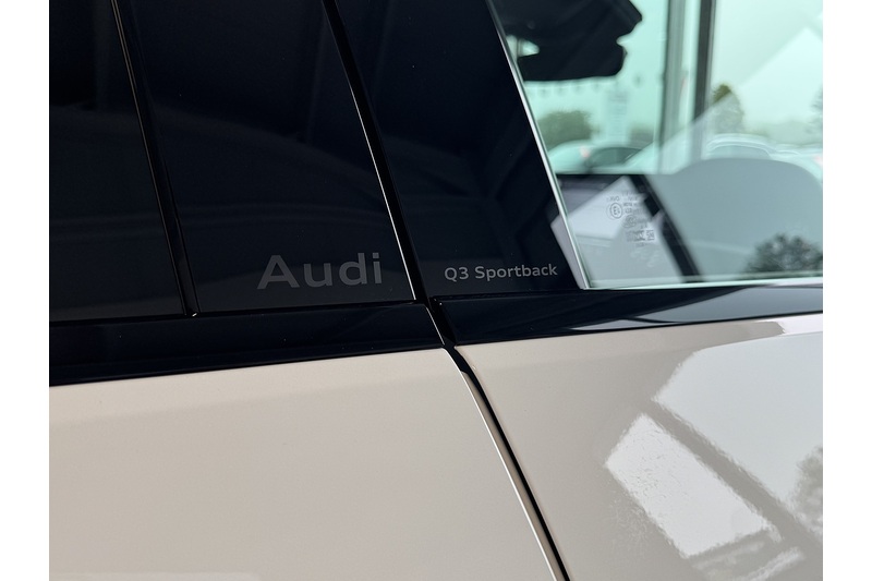 Audi Sportback Edition 1 Tfsi Quattro  204 PS S Tronic 2.0 5dr Estate Semi Auto Petrol