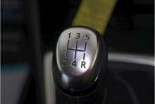 18/18 Renault Captur dCi ENERGY Signature X Nav