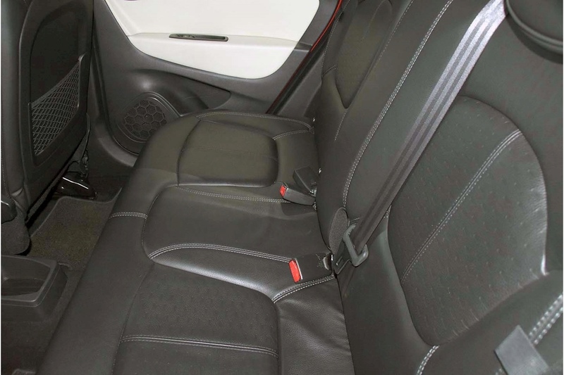 Renault 1.5 dCi ENERGY Signature X Nav SUV 5dr Diesel Manual Euro 6 (s/s) (90 ps)