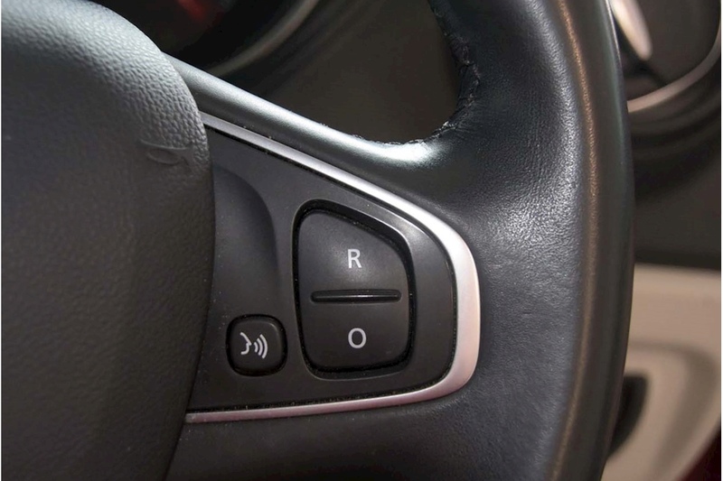 Renault 1.5 dCi ENERGY Signature X Nav SUV 5dr Diesel Manual Euro 6 (s/s) (90 ps)