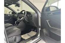 25/75 Volkswagen T-Roc 1.5 TSI Black Edition Plus Petrol DSG 150 ps