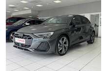 25/25 Audi A3 1.5 TFSI 35 Black Edition Sportback S Tronic 150 ps