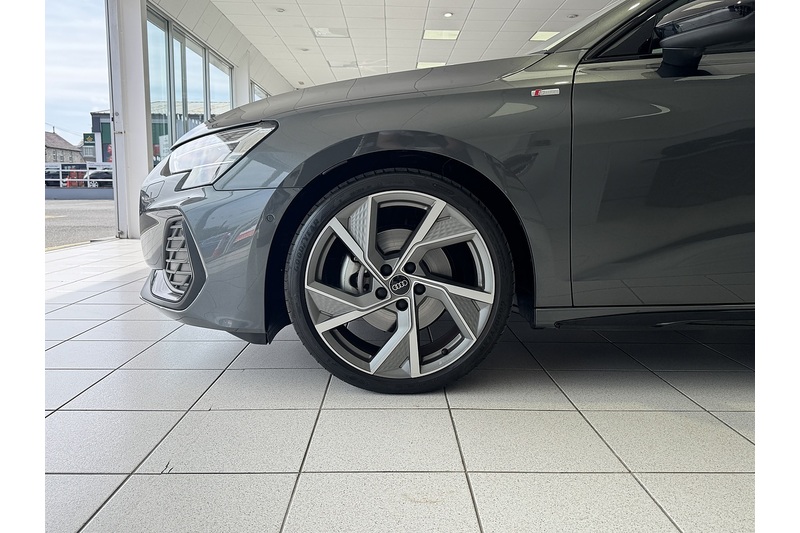 Audi 1.5 TFSI 35 Black Edition Sportback 5dr Petrol S Tronic Euro 6 (s/s) (150 ps)