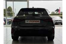 25/25 Audi A3 1.5 TFSI 35 Black Edition Sportback S Tronic 150 ps