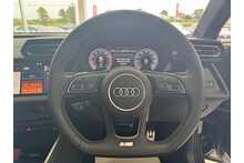 25/25 Audi A3 1.5 TFSI 35 Black Edition Sportback S Tronic 150 ps
