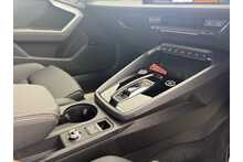 25/25 Audi A3 1.5 TFSI 35 Black Edition Sportback S Tronic 150 ps