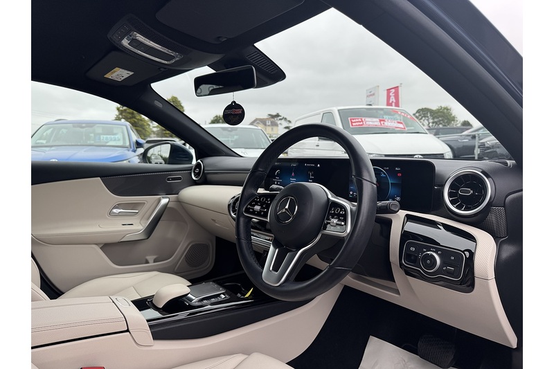 Mercedes-Benz 1.3 A180 Sport Edition (Executive) Hatchback 5dr Petrol 7G-DCT Euro 6 (s/s) (136 ps)