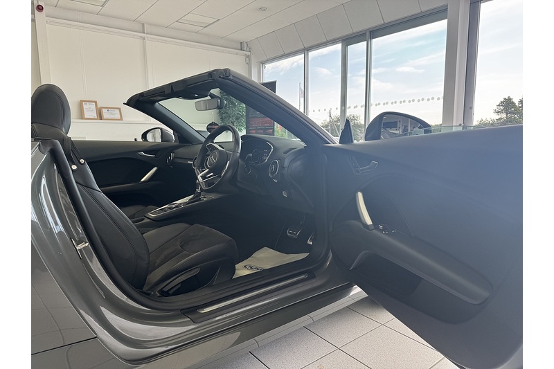 Audi 2.0 TFSI 40 Sport Roadster 2dr Petrol S Tronic Euro 6 (s/s) (197 ps)