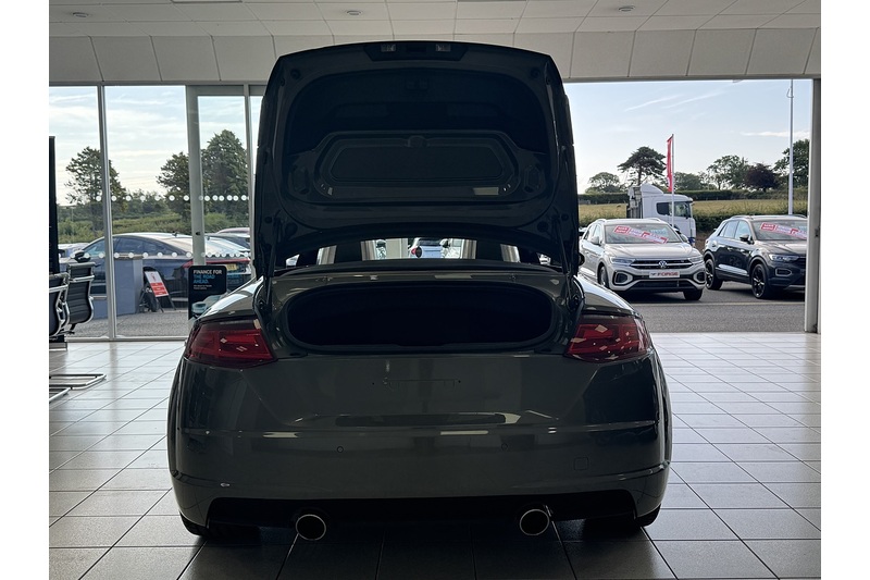 Audi 2.0 TFSI 40 Sport Roadster 2dr Petrol S Tronic Euro 6 (s/s) (197 ps)