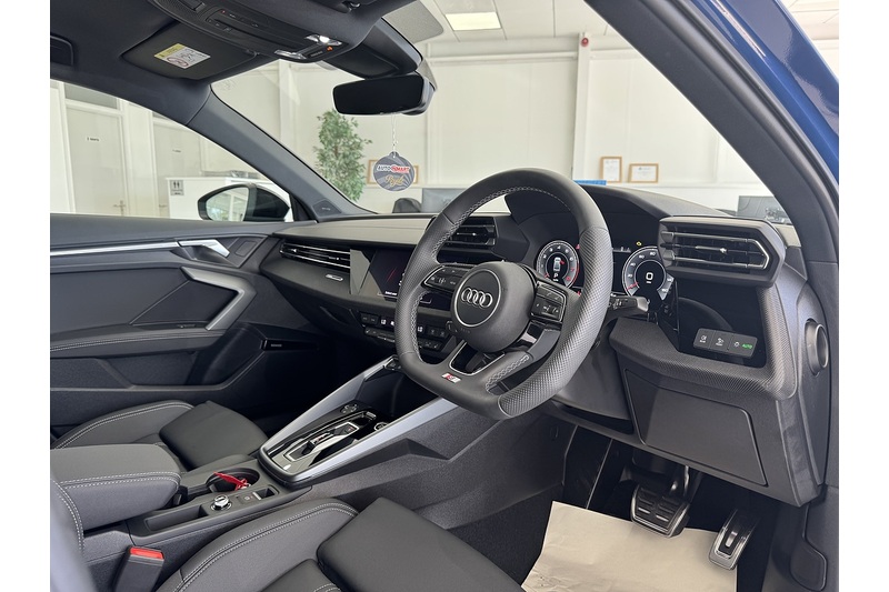 Audi 1.5 TFSI 35 Black Edition Saloon 4dr Petrol S Tronic Euro 6 (s/s) (150 ps)