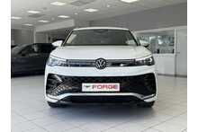 24/24 Volkswagen Tiguan eTSI MHEV R-Line Launch Edition