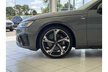 23/73 Audi A4 Avant 2.0 TFSI 40 Black Edition Estate 5dr Petrol S Tronic 204 ps