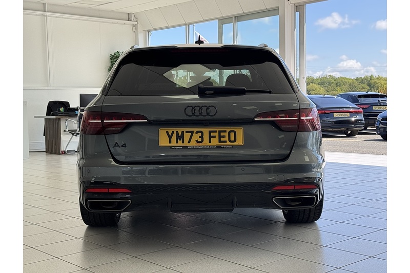 Audi 2.0 TFSI 40 Black Edition Estate 5dr Petrol S Tronic Euro 6 (s/s) (204 ps)