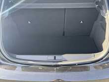 22/22 Peugeot 208 1.5 BlueHDi Allure Premium Manual 100 ps