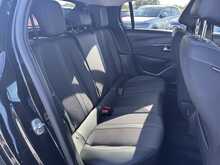 22/22 Peugeot 208 1.5 BlueHDi Allure Premium Manual 100 ps